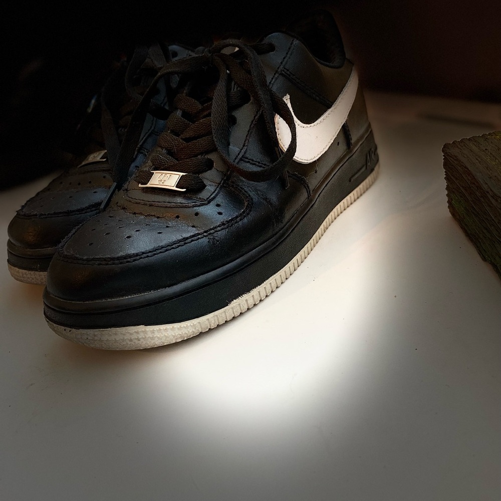 Nike Black and White Women's Sneakers